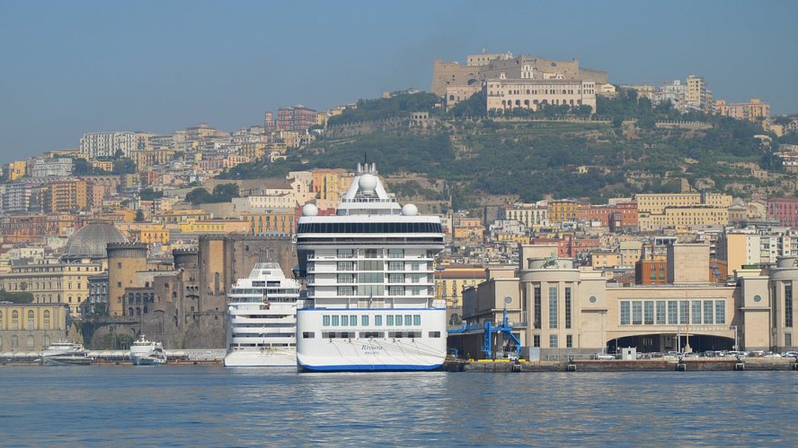Porto di Napoli – Molo Beverello